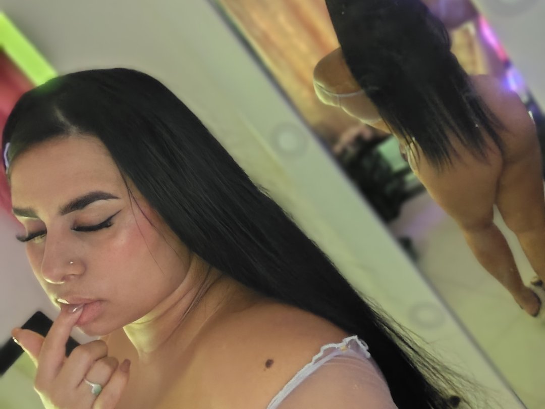 Evelinnzaenz's profile - Image n°1