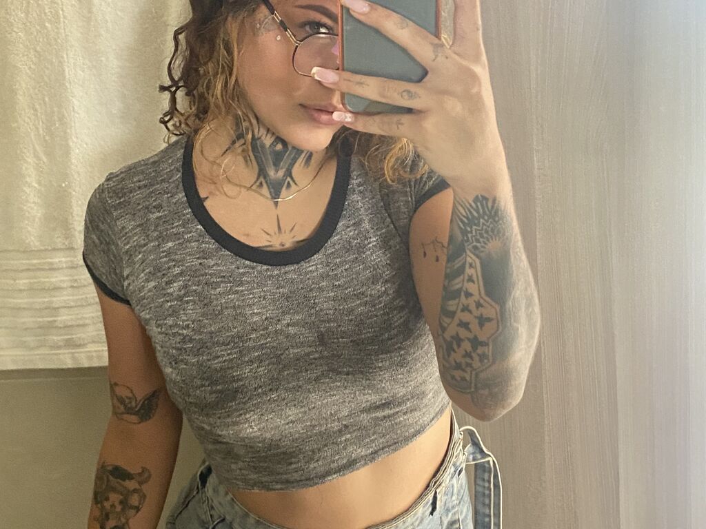 Evelyncortes' profilo - Immagine n°1