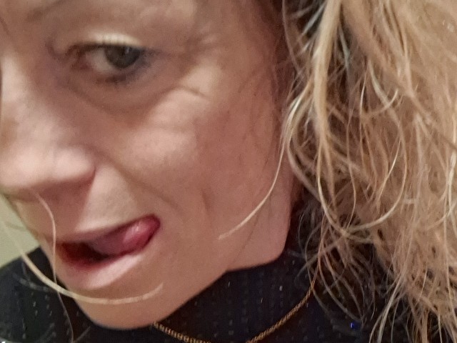 Evelyne1212's profile - Image n°0