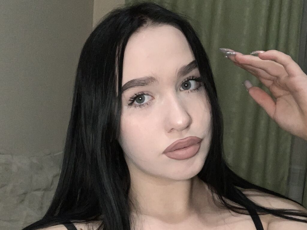 Evelyngood's profile - Image n°0