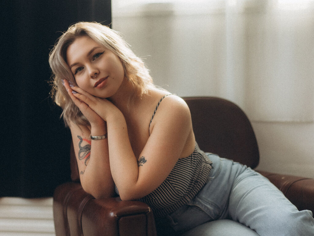 Eviemaison's profile - Image n°2