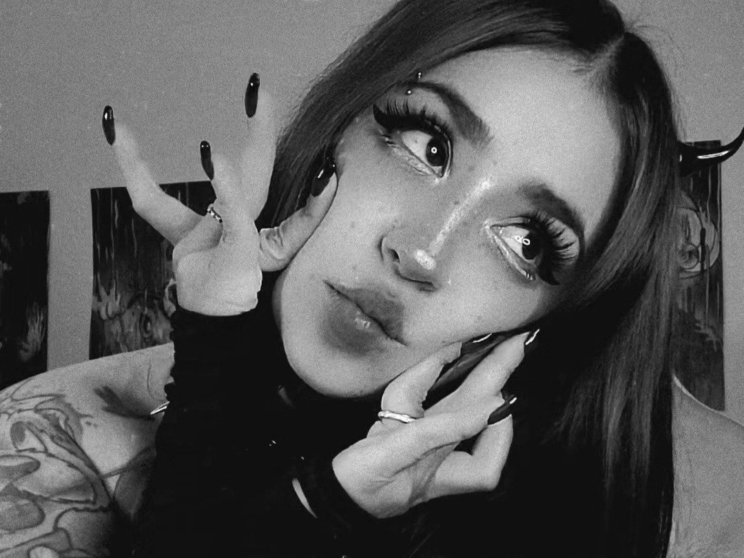 Perfil con Evildanielle30 - Imagen  n°1