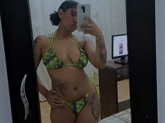 Exoticlatingirl's profile - Image n°0