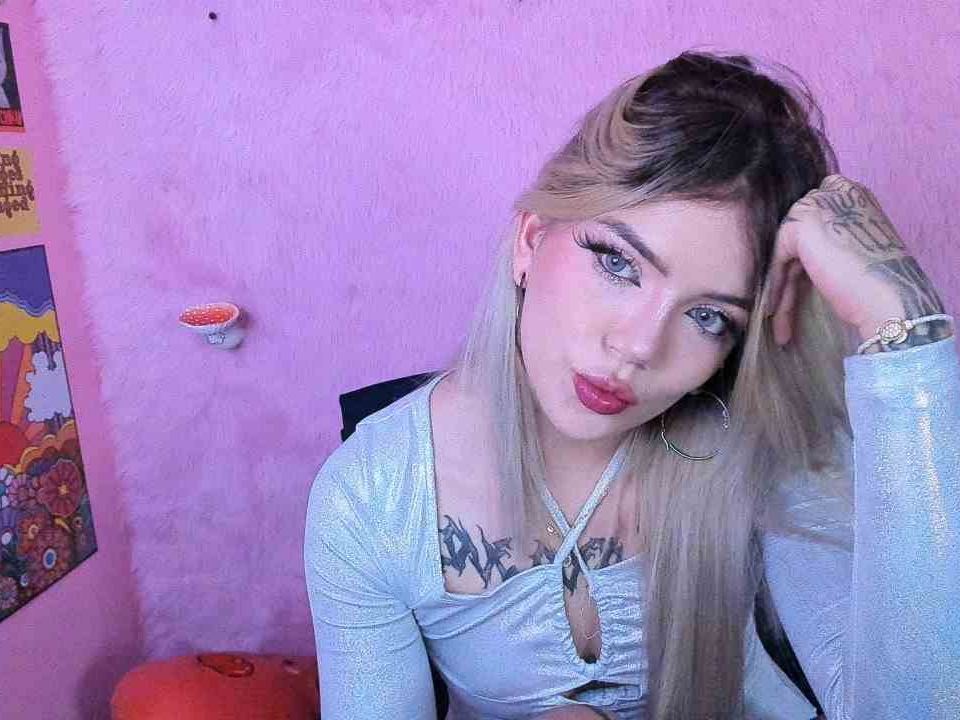 Fairyblondeee's profile - Image n°1