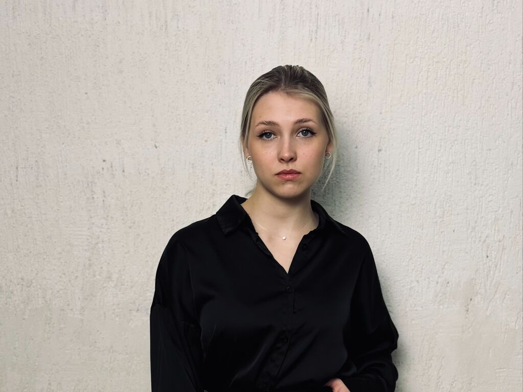Falinecorker's profile - Image n°0
