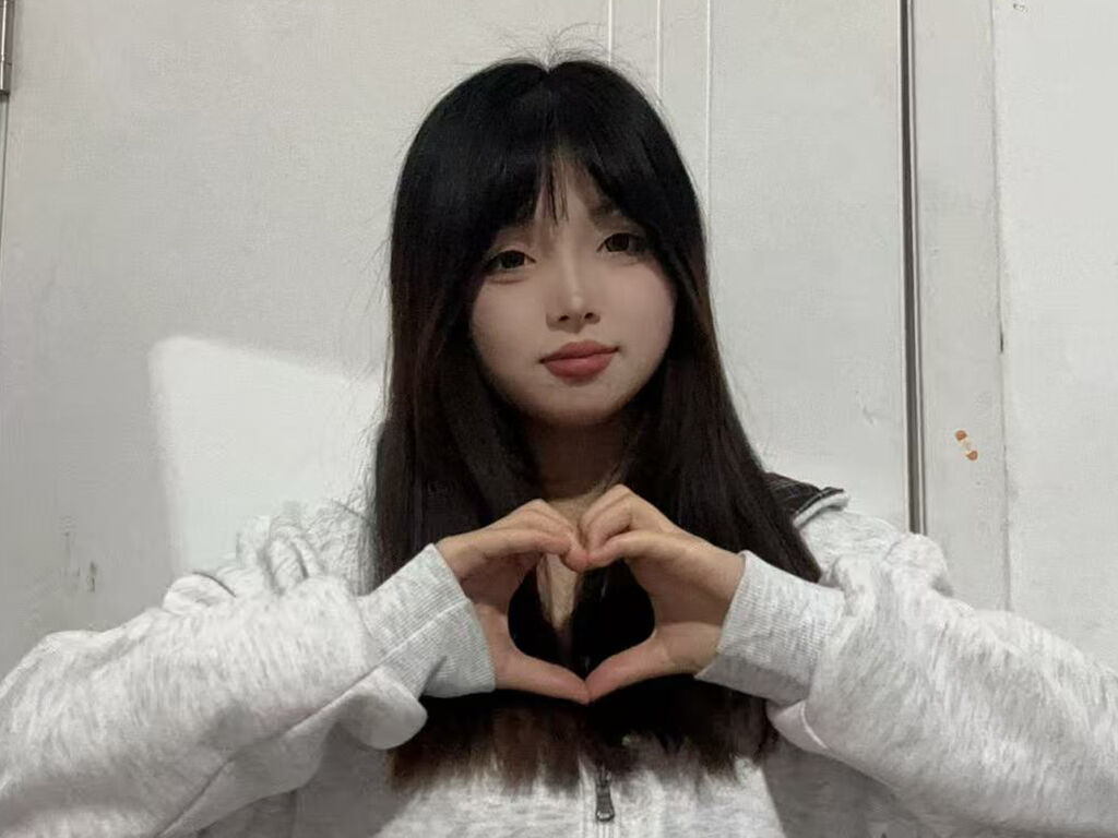 Fanyan's profile - Image n°0
