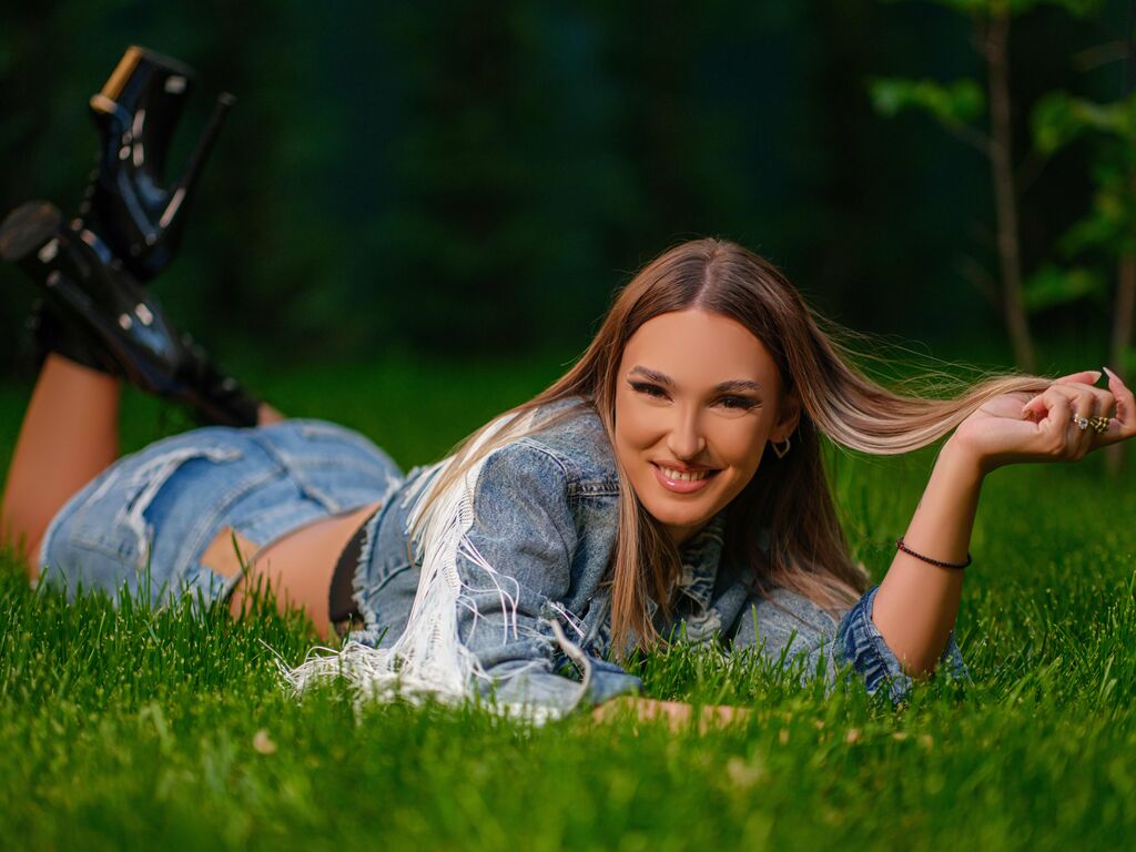 Farrahcali's profile - Image n°1