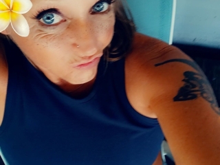 Sexo por webcam con Feleciafox