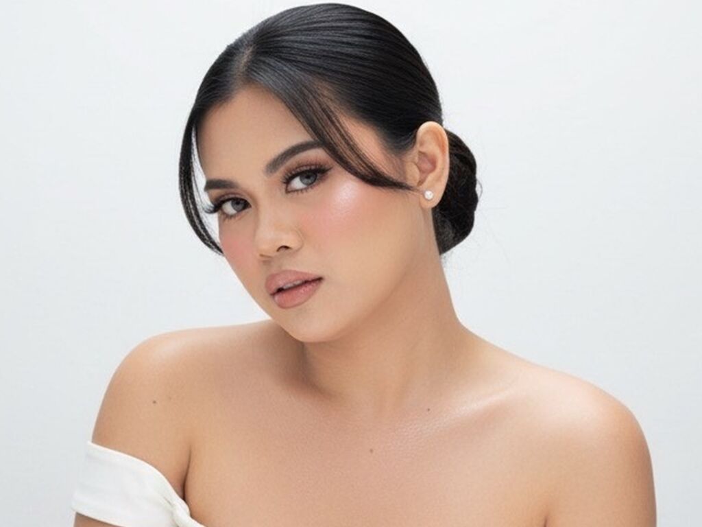 Felicitymorris's profile - Image n°1