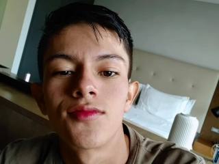 Sexcam Live Show von Fem_Danny27