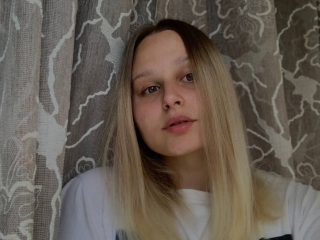 Femme_Triumph's Sexcam