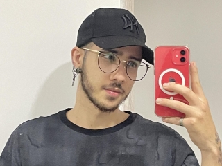Fimtravis18's Sexcam