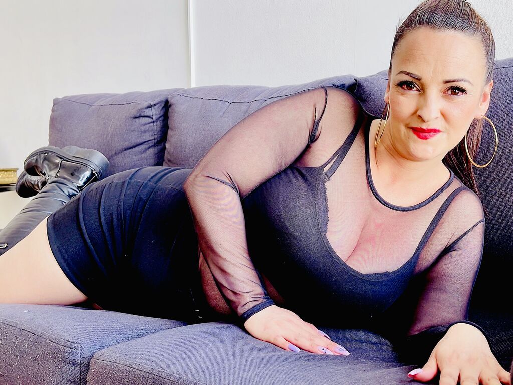 Fiorellasoaly's profile - Image n°0