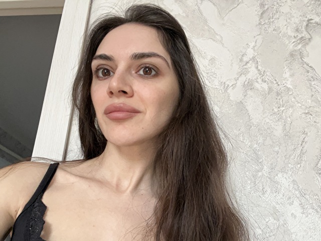 FlirtyRoxi's profile - Image n°7