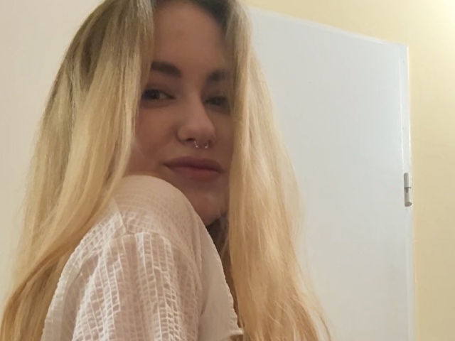 FlirtySmile's profile - Image n°9