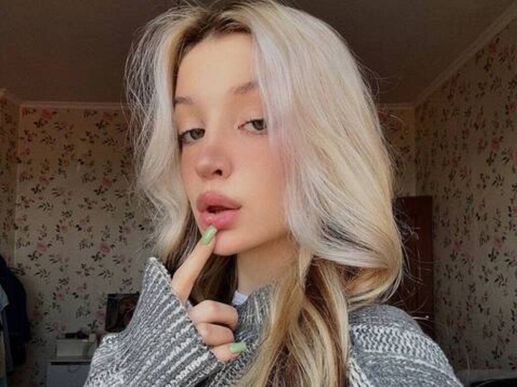 Florenceembury's profile - Image n°0