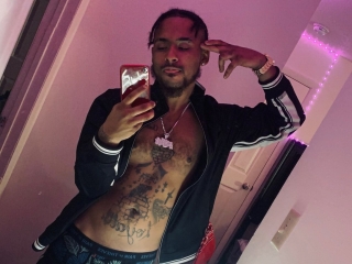 Foreignsavage's Sexcam