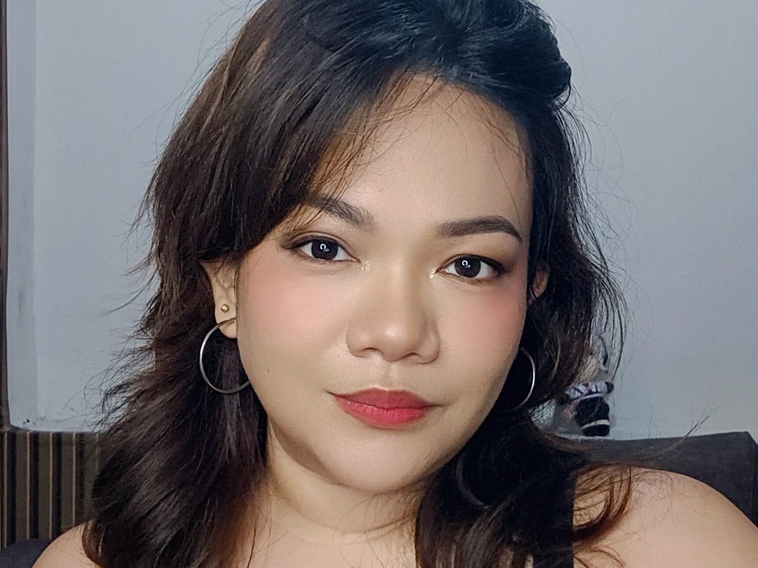 FoXxyCuRvy' profilo - Immagine n°1