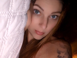 Sexo por webcam con Freyafoxfans69