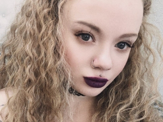 Live Sex Freyalosman