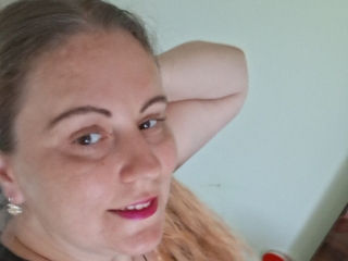 Webcam sex con Freyzenzuz