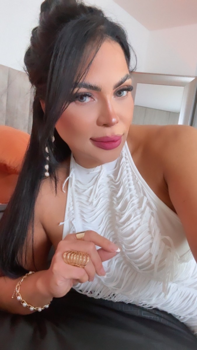 Perfil con Gema_Hills - Imagen  n°3