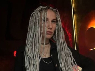 Sexo por webcam con Geraldinestevens