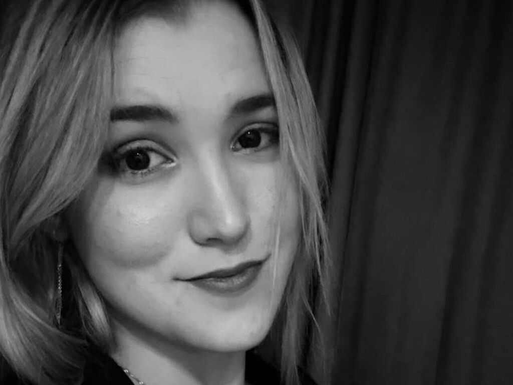 Perfil con Gertrudisosofsky - Imagen  n°1