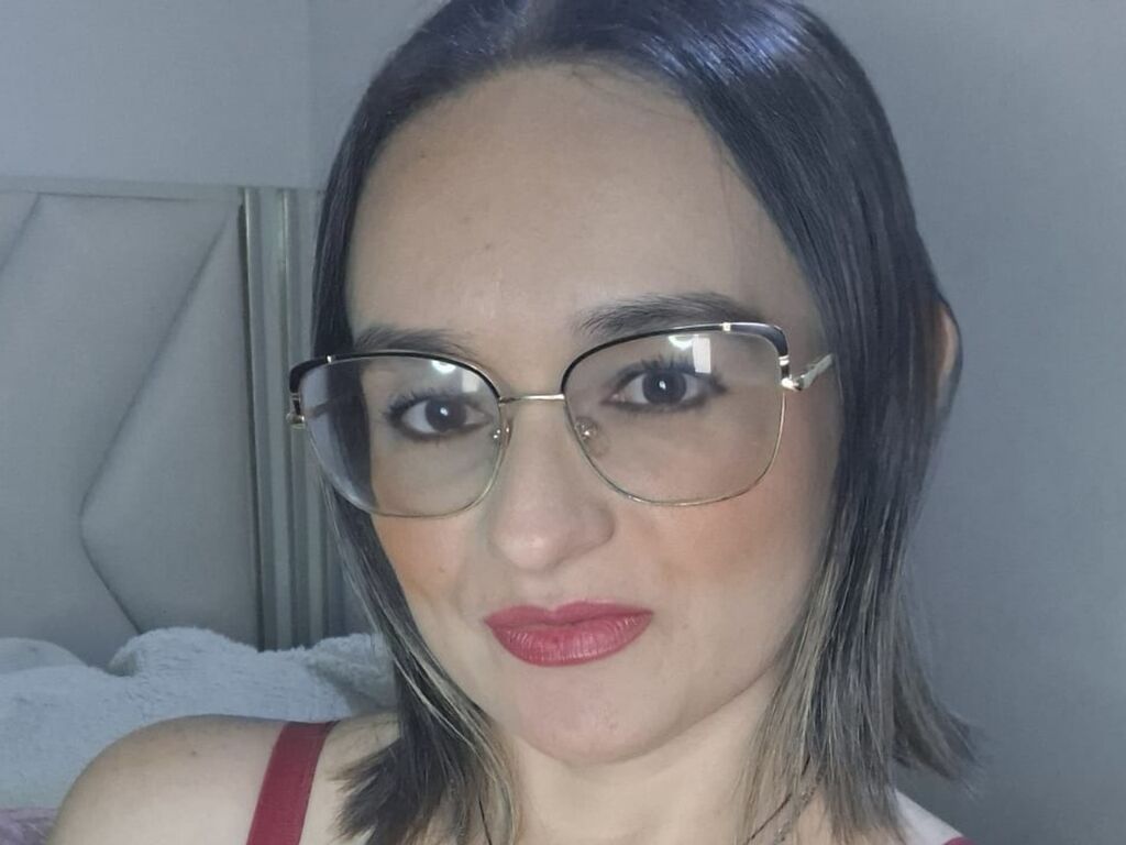 Ginahill's profile - Image n°2