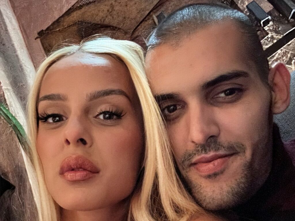 Perfil con Ginamikelschmidt - Imagen  n°0