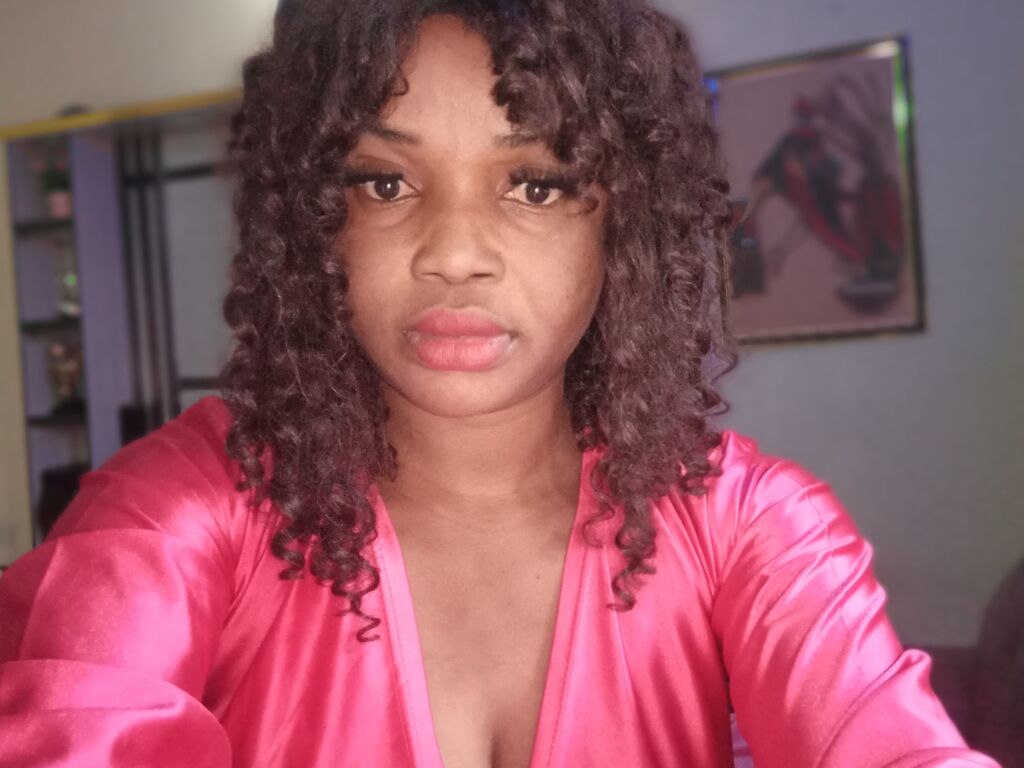 Perfil con Ginika - Imagen  n°1