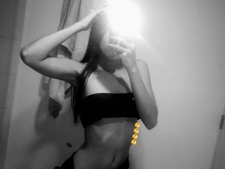 Webcam sex con Girlhornycute