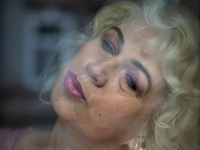 glamour's profile - Image n°9