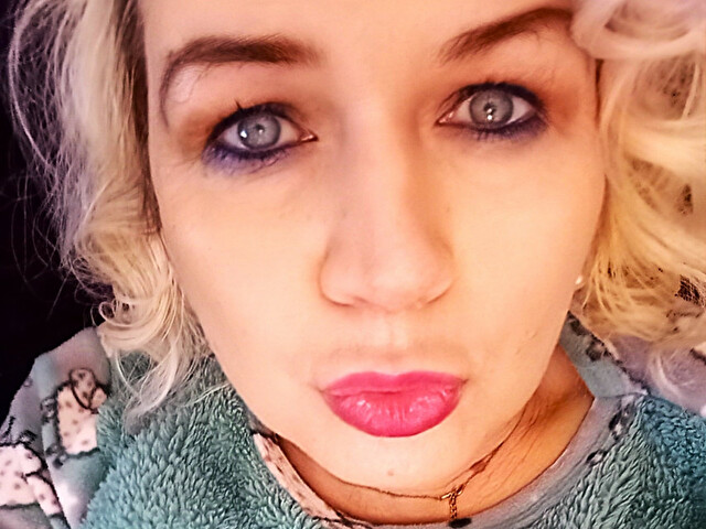 Profil de glamour - Photo n°2