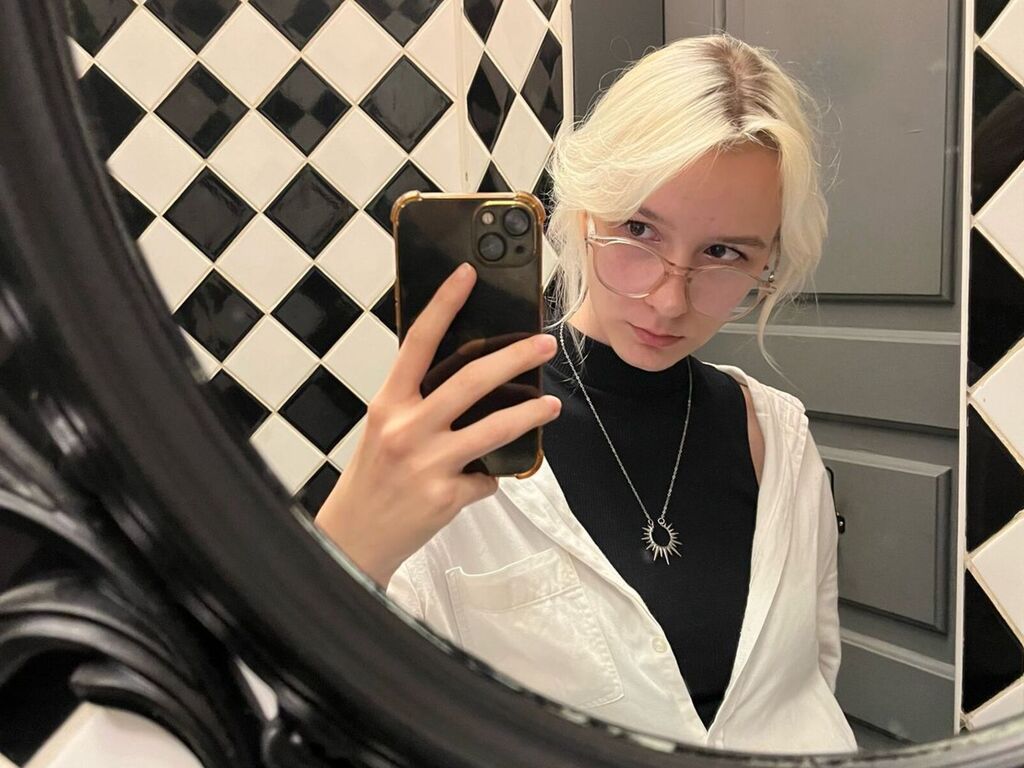 Profil de Gloriameuer - Photo n°0