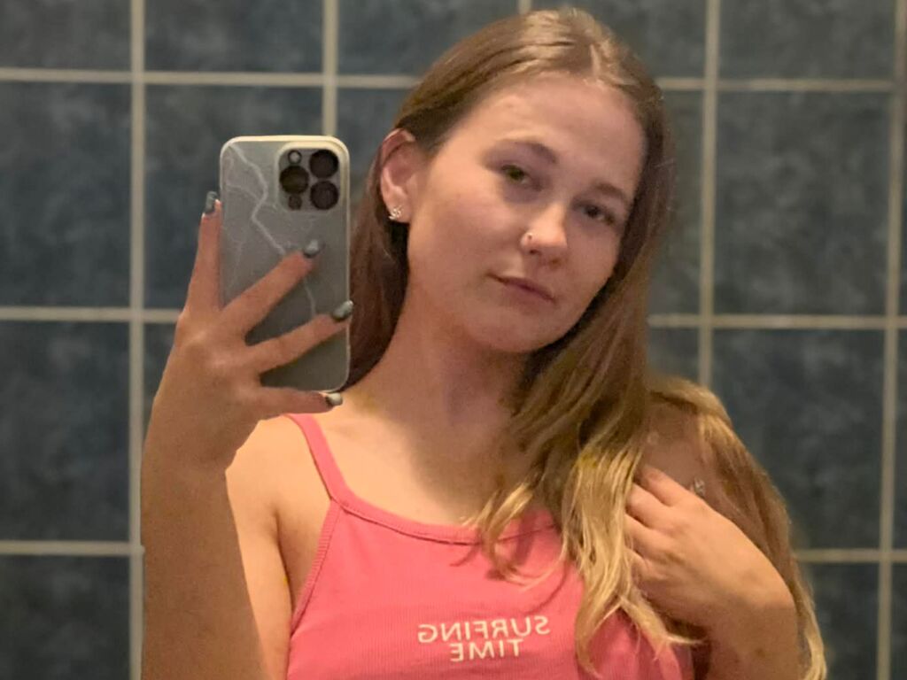 Glossymonica's profile - Image n°0