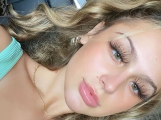 Sexcam Porn von Goddessariananotgrande