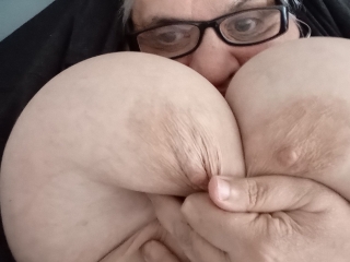 Profil de Grannyhugeboobs