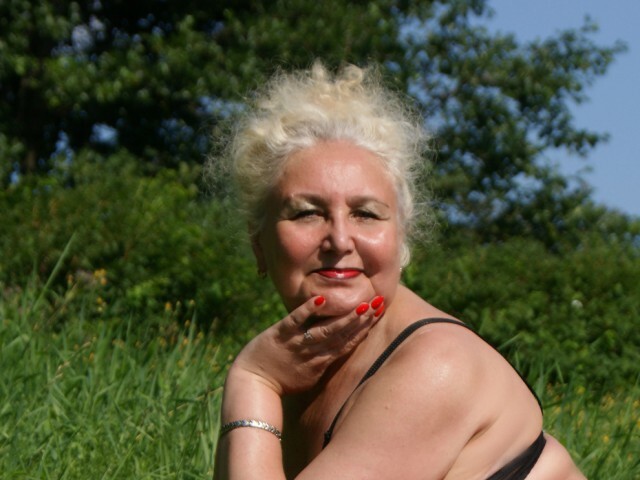 grannyneeds's profile - Image n°25