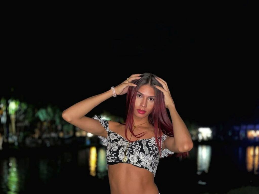 Perfil con Greciamonterey - Imagen  n°2