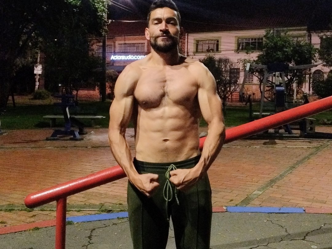 Perfil con greeneyesmuscle - Imagen  n°1