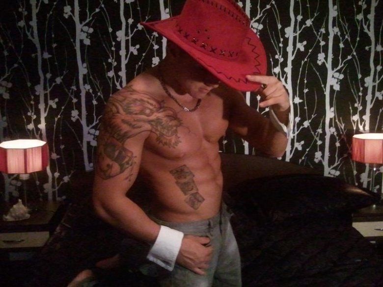 HotPecs's profile - Image n°4