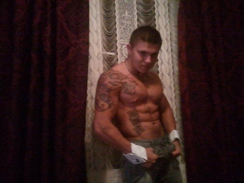 HotPecs's profile - Image n°3