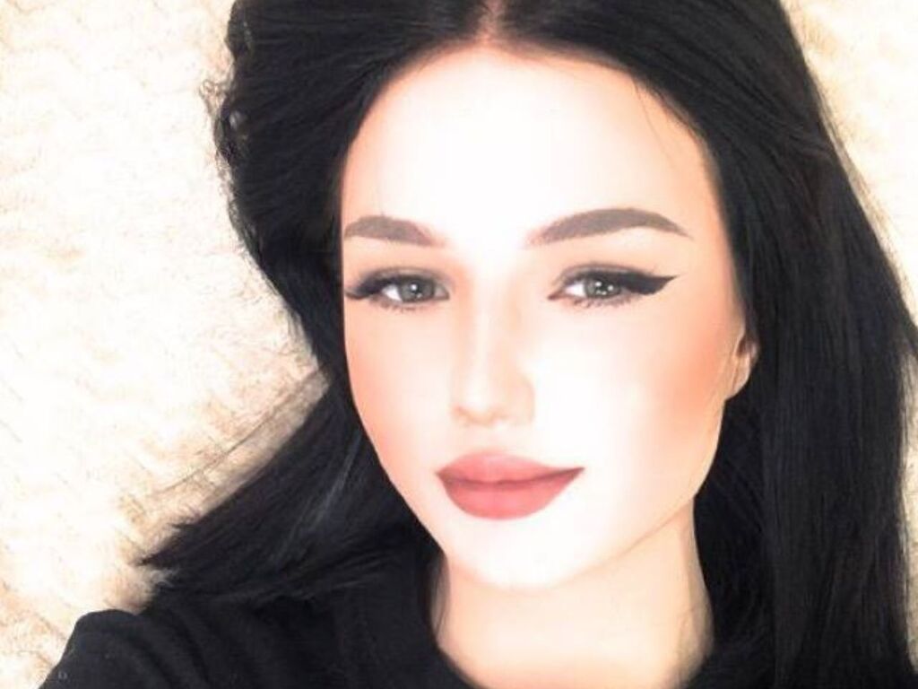 Haileymilton's profile - Image n°0