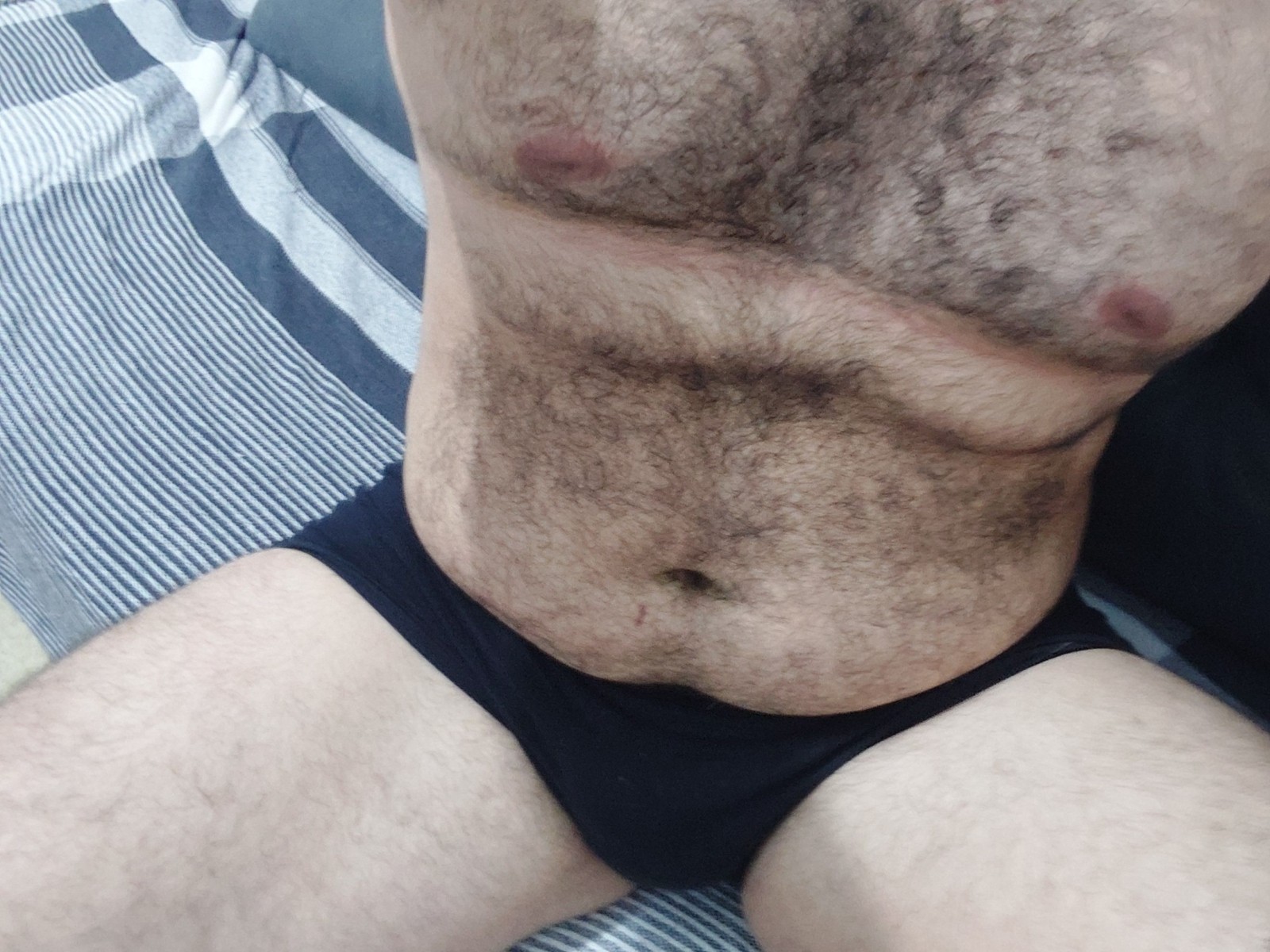 Hairybear18's profile - Image n°0