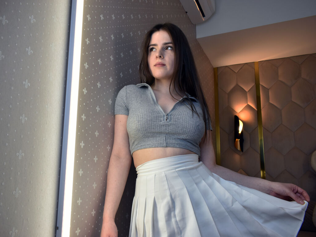Haleygarcia's profile - Image n°4