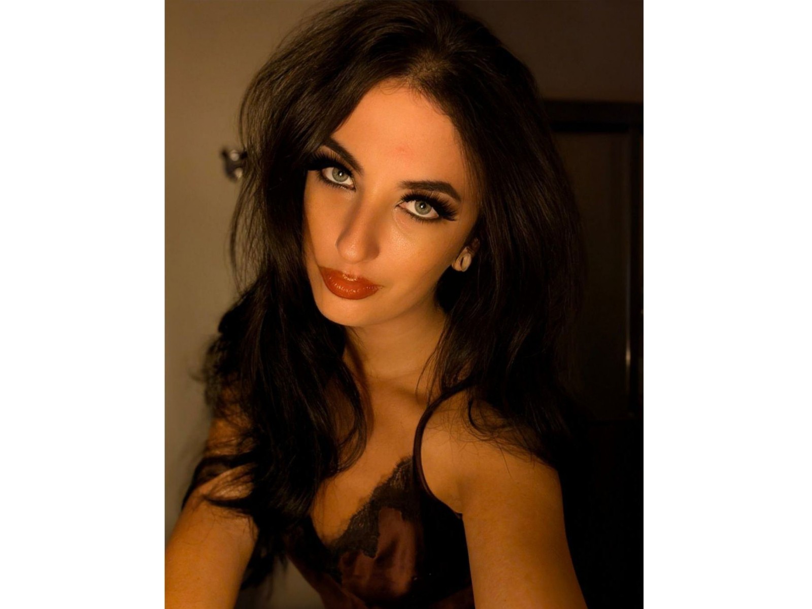 HanaSong's profile - Image n°2