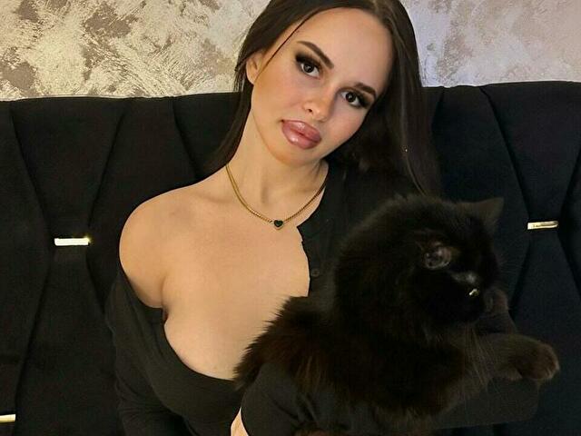 HannahIssa's profile - Image n°6