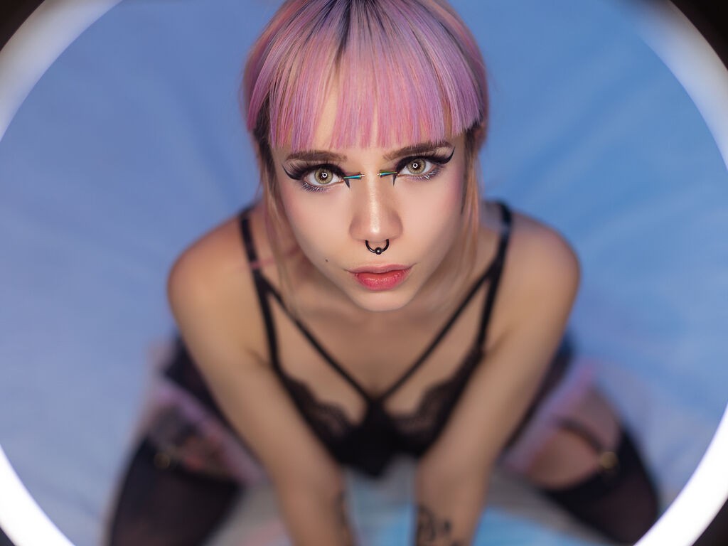 Hannahrousell's profile - Image n°0
