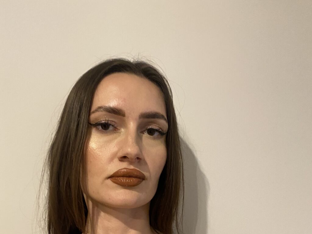Hannahtrawis's profile - Image n°0